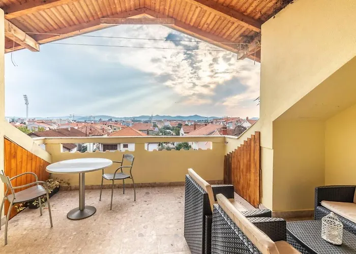 Апартаменты Ivana *